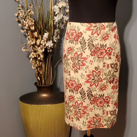 Charter Club Dresses & Skirts - *Items $5 & under 4/$10 Charter Club Skirt Sz 10
